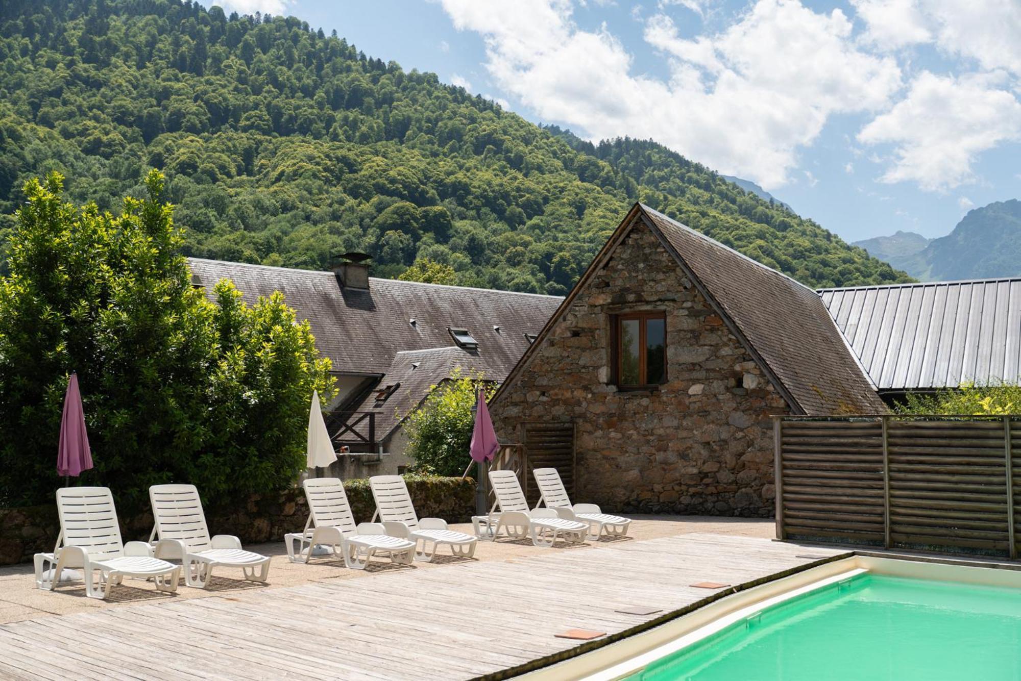Domaine De Ramonjuan Hotel Bagnères-de-Bigorre Buitenkant foto