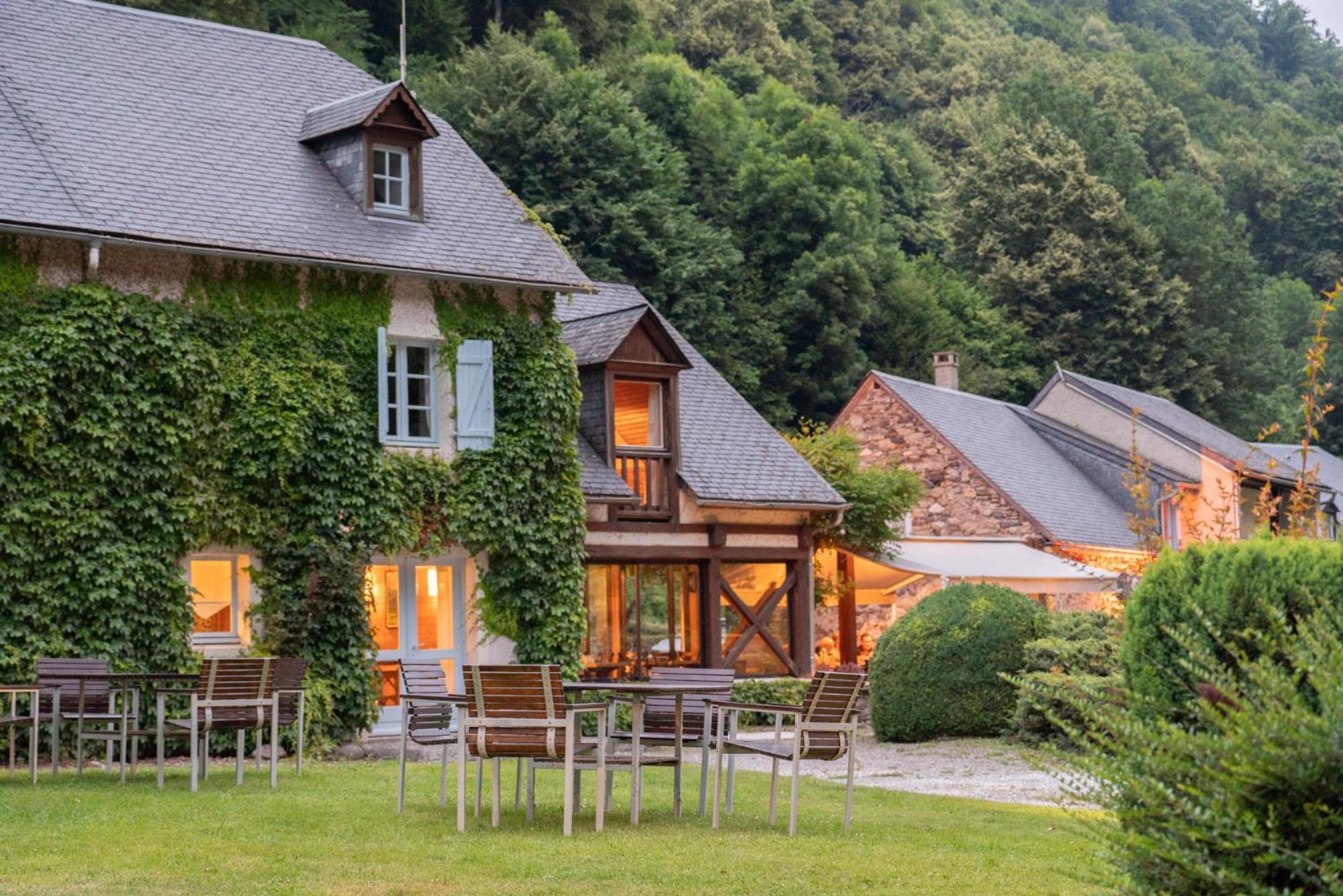 Domaine De Ramonjuan Hotel Bagnères-de-Bigorre Buitenkant foto