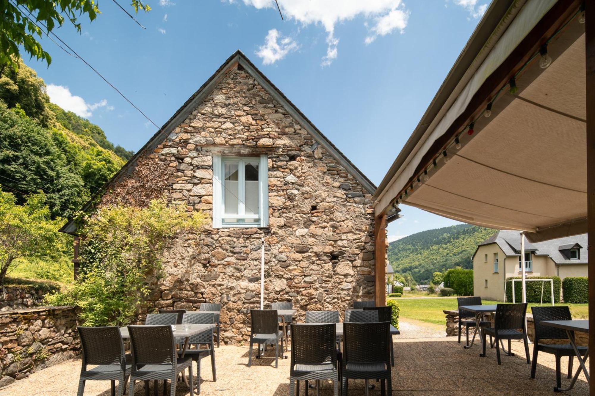 Domaine De Ramonjuan Hotel Bagnères-de-Bigorre Buitenkant foto