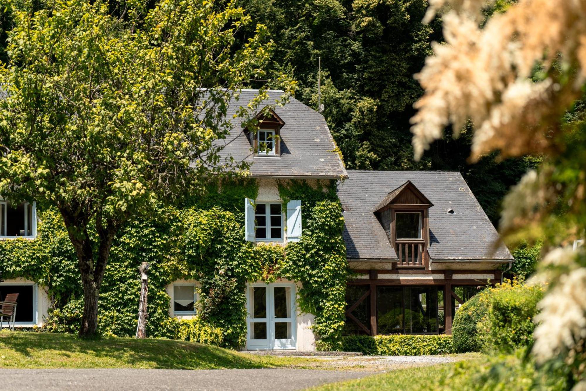 Domaine De Ramonjuan Hotel Bagnères-de-Bigorre Buitenkant foto