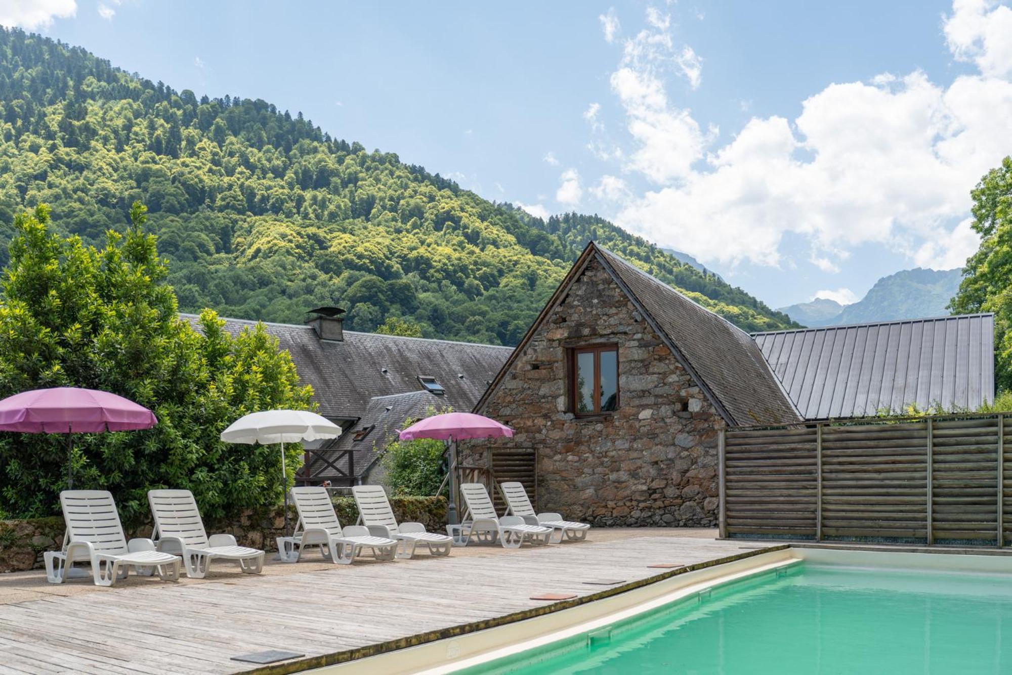 Domaine De Ramonjuan Hotel Bagnères-de-Bigorre Buitenkant foto